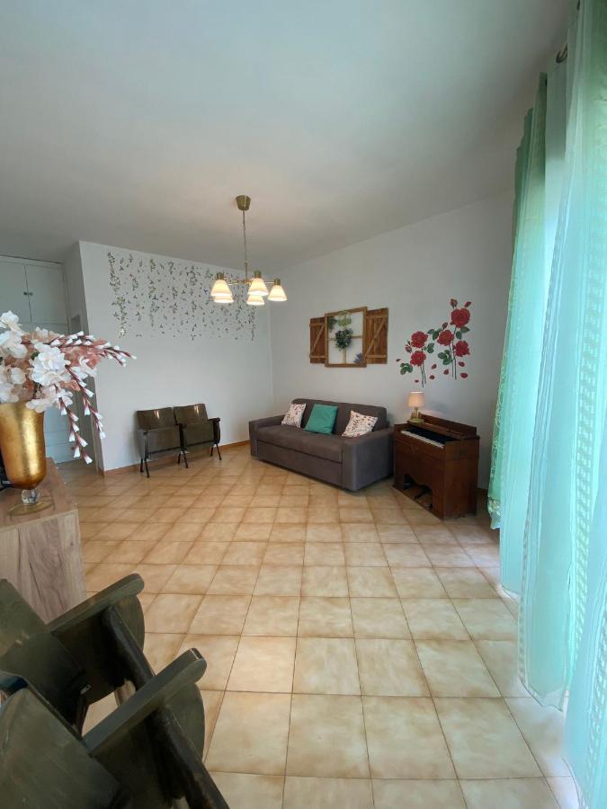 La Maison De Rose Turi Bagian luar foto